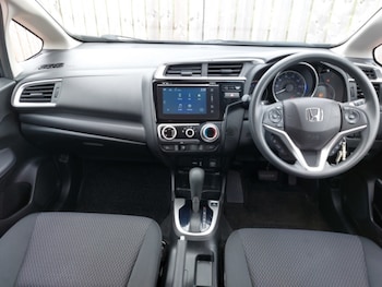 Used Honda Jazz 2020 for sale - 79536943: Photo