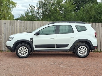 Used Dacia Duster 2022 for sale - 79452288: Photo