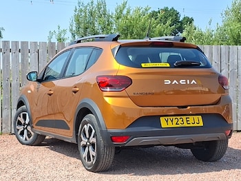 Used Dacia Sandero Stepway 2023 for sale - 79247374: Photo