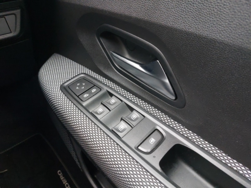 Used Dacia Sandero 2022 for sale - 77439487: Photo 19