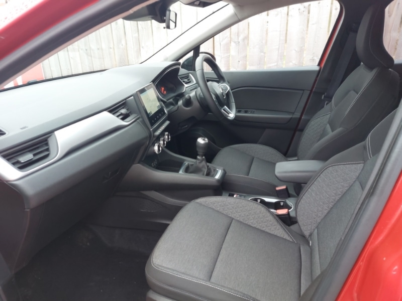 Used Renault Captur 2022 for sale - 77062729: Photo 5