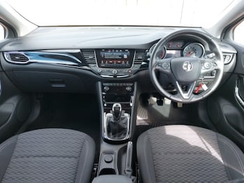 Used Vauxhall Astra 2018 for sale - 78595375: Photo