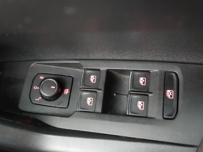 Used Volkswagen Polo 2018 for sale - 77573373: Photo 18