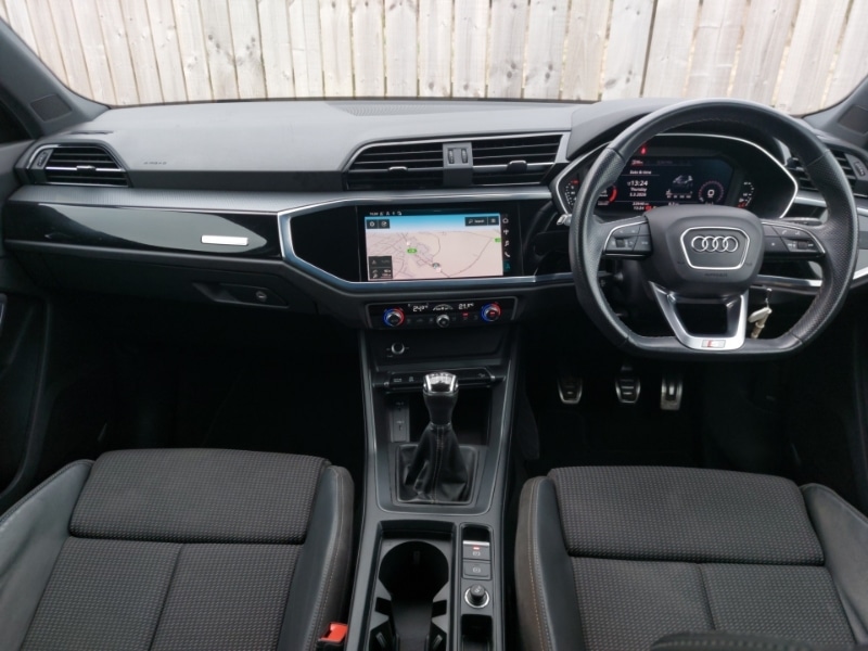 Used Audi Q3 2021 for sale - 77761391: Photo 2