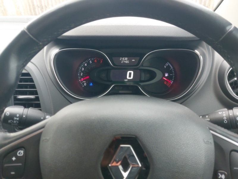 Used Renault Captur 2017 for sale - 76839175: Photo 11