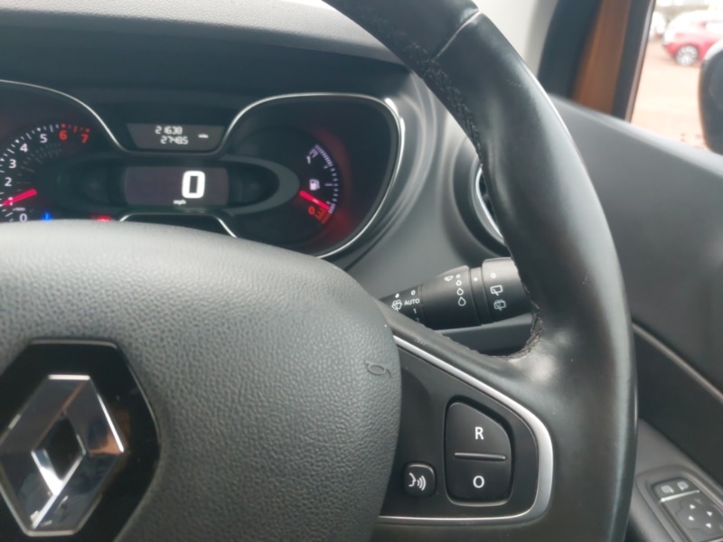 Used Renault Captur 2017 for sale - 76839175: Photo 16