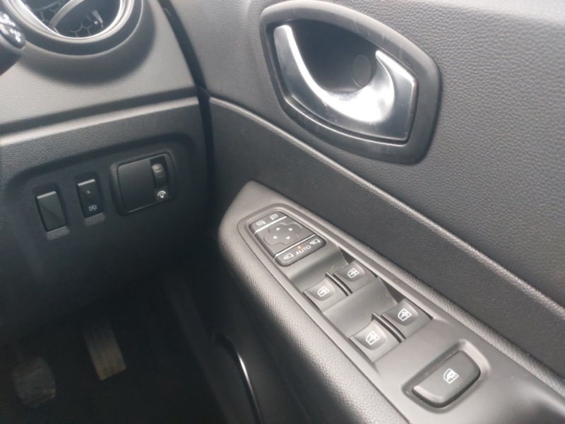 Used Renault Captur 2017 for sale - 76839175: Photo 17