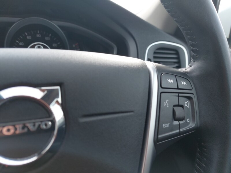 Used Volvo V40 2018 for sale - 77874054: Photo 16