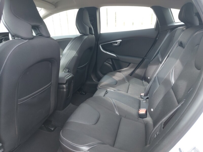 Used Volvo V40 2018 for sale - 77874054: Photo 6