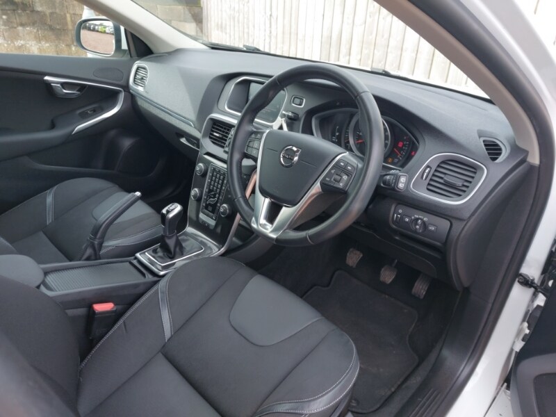 Used Volvo V40 2018 for sale - 77874054: Photo 7