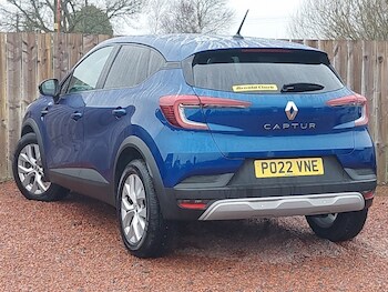 Used Renault Captur 2022 for sale - 77921807: Photo