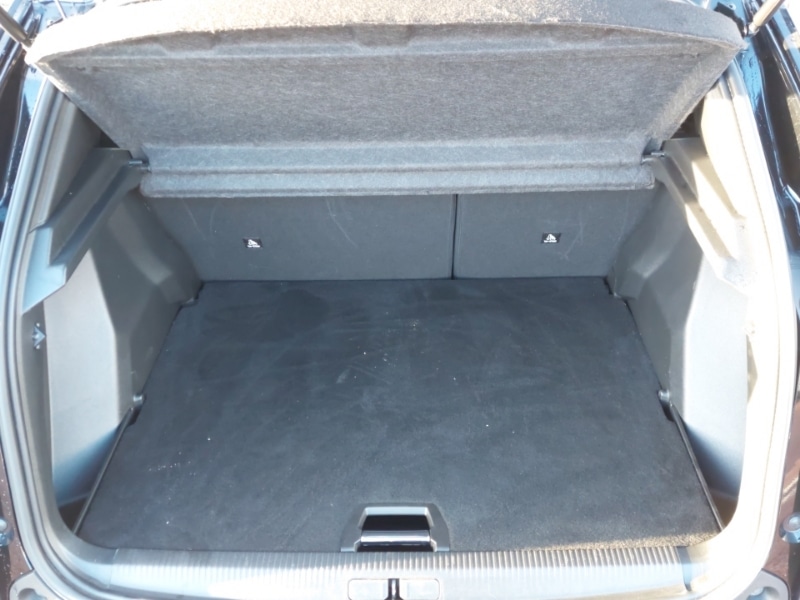 Used Peugeot 2008 2022 for sale - 76925243: Photo 8