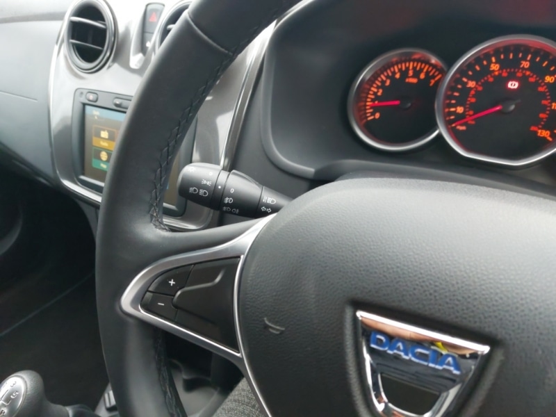 Used Dacia Sandero Stepway 2019 for sale - 77656863: Photo 19