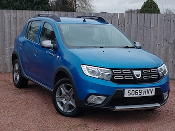Used Dacia Sandero Stepway 2019 for sale - 77656863: Photo
