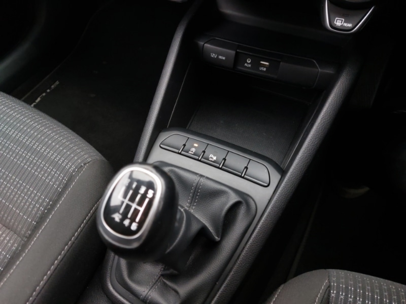 Used Kia Stonic 2018 for sale - 77466913: Photo 14