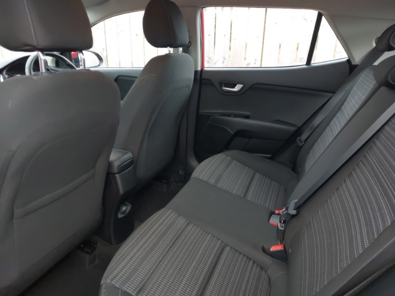 Used Kia Stonic 2018 for sale - 77466913: Photo 6