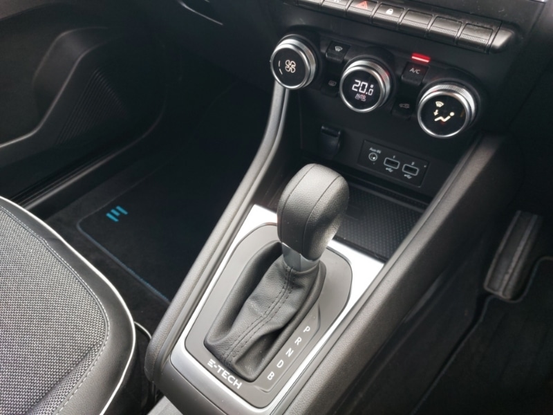 Used Renault Captur 2023 for sale - 78126269: Photo 15