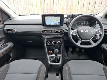 Used Dacia Sandero Stepway 2025 for sale - 79523006: Photo