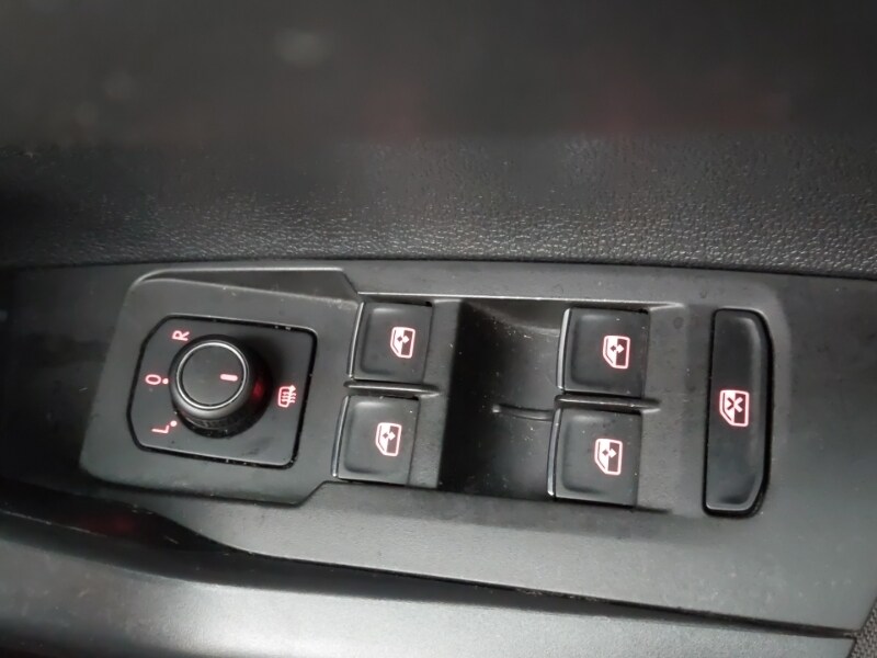 Used Volkswagen Polo 2018 for sale - 77517830: Photo 18