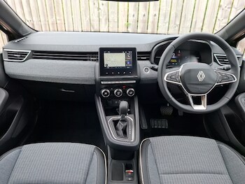 Used Renault Clio 2025 for sale - 79534586: Photo