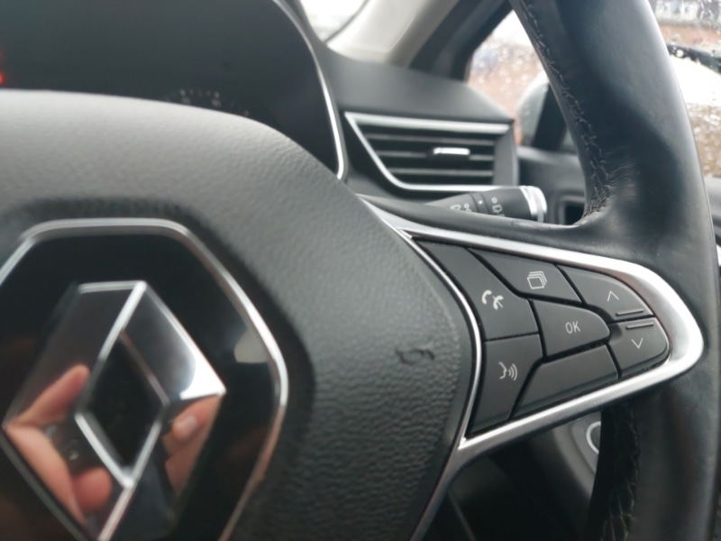 Used Renault Clio 2020 for sale - 77823040: Photo 17