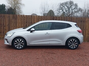 Used Renault Clio 2020 for sale - 77823040: Photo
