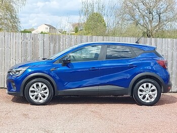 Used Renault Captur 2022 for sale - 78533028: Photo