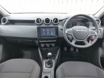 Used Dacia Duster 2023 for sale - 78841847: Photo