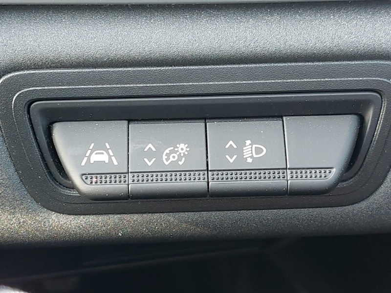 Used Renault Captur 2020 for sale - 77963936: Photo 18