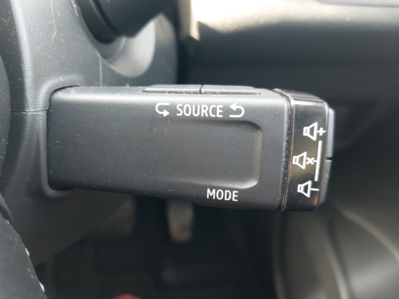 Used Renault Captur 2020 for sale - 77963936: Photo 19