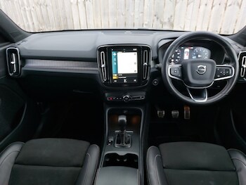 Used Volvo XC40 2021 for sale - 77466914: Photo