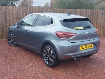 Used Renault Clio 2023 for sale - 76431614: Photo