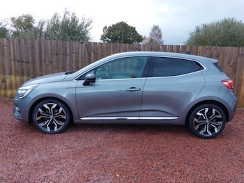 Used Renault Clio 2023 for sale - 76431614: Photo