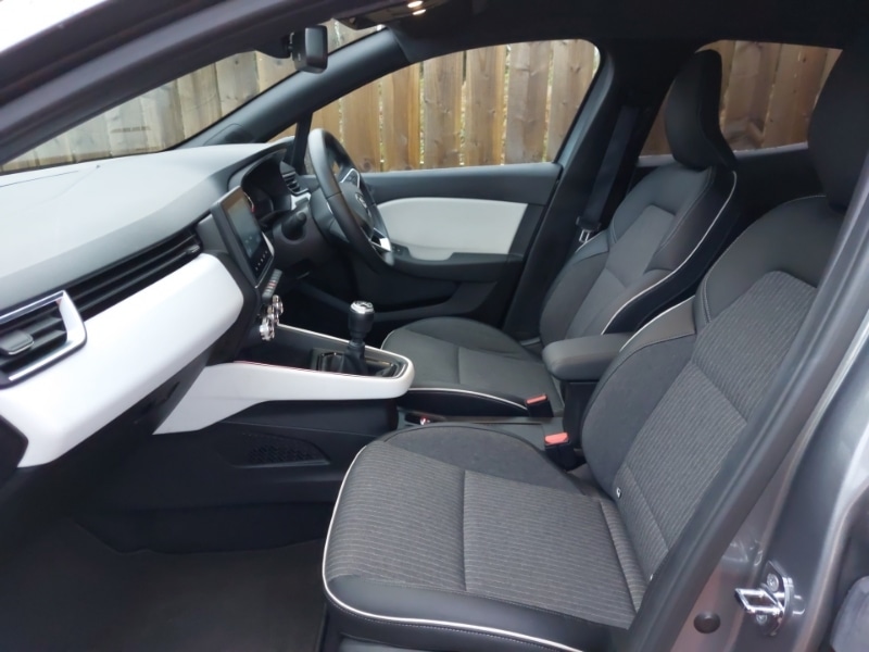 Used Renault Clio 2023 for sale - 76431614: Photo 5