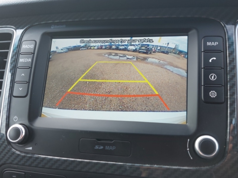 Used Kia Carens 2018 for sale - 77939236: Photo 11