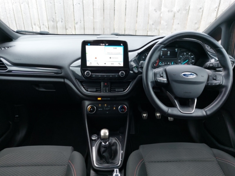 Used Ford Fiesta 2018 for sale - 77999402: Photo 2