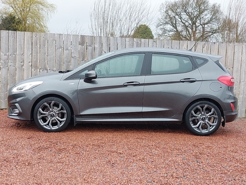 Used Ford Fiesta 2018 for sale - 77999402: Photo 4