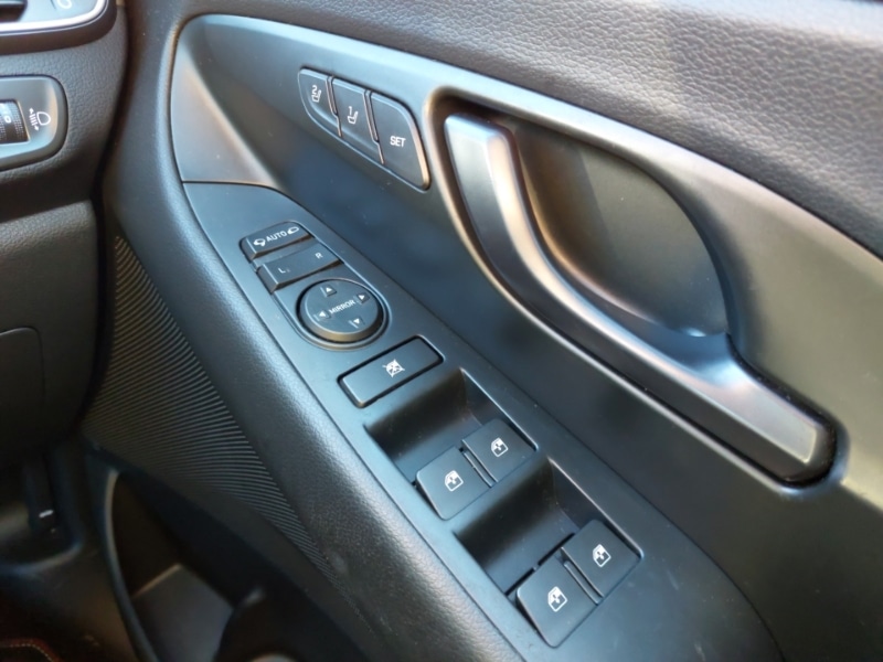 Used Hyundai i30 2019 for sale - 78113023: Photo 19