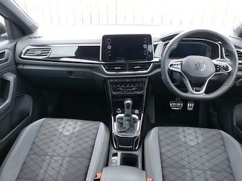 Used Volkswagen T-Roc 2023 for sale - 75409306: Photo