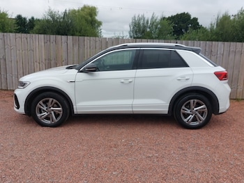 Used Volkswagen T-Roc 2023 for sale - 75409306: Photo
