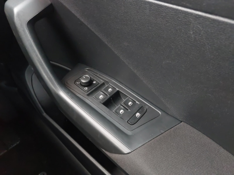 Used Volkswagen T-Roc 2018 for sale - 77522723: Photo 19