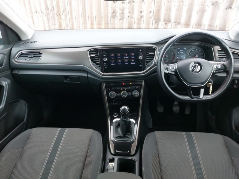 Used Volkswagen T-Roc 2018 for sale - 77522723: Photo 2