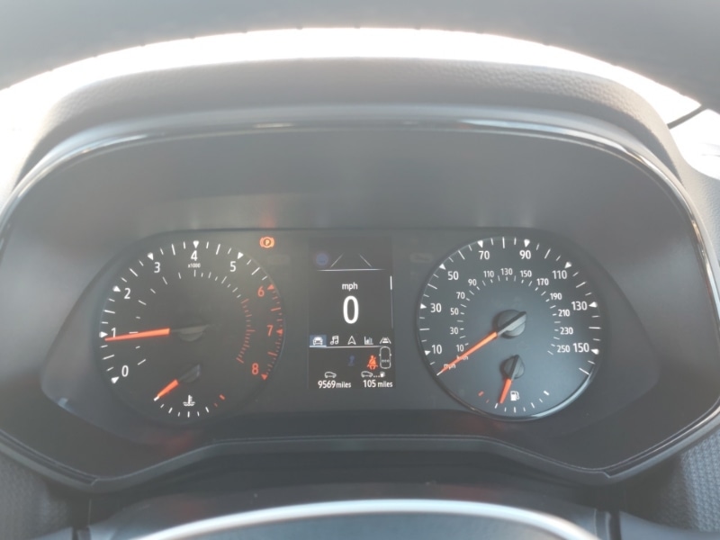 Used Renault Clio 2022 for sale - 76383803: Photo 11