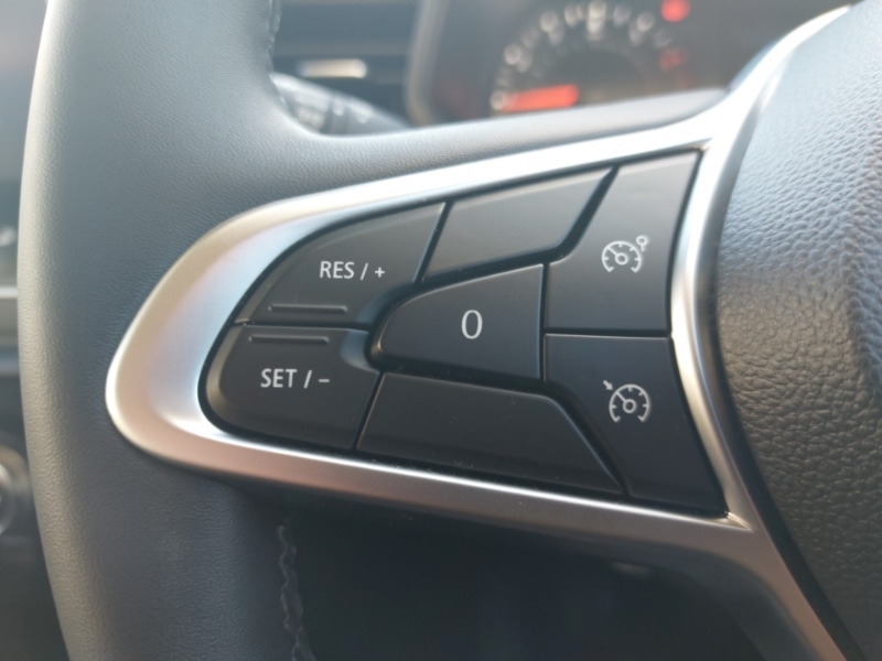 Used Renault Clio 2022 for sale - 76383803: Photo 15
