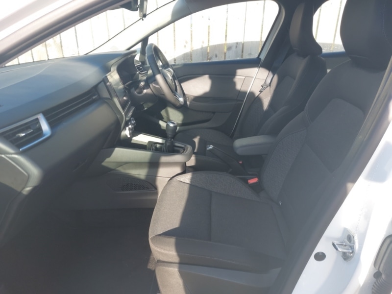 Used Renault Clio 2022 for sale - 76383803: Photo 5