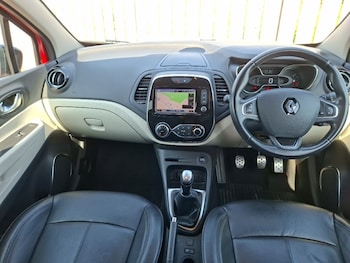 Used Renault Captur 2019 for sale - 79175993: Photo