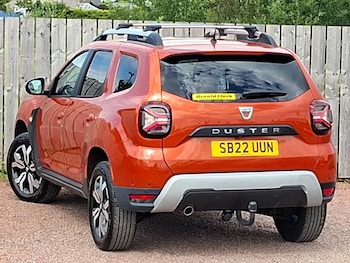 Used Dacia Duster 2022 for sale - 79536945: Photo