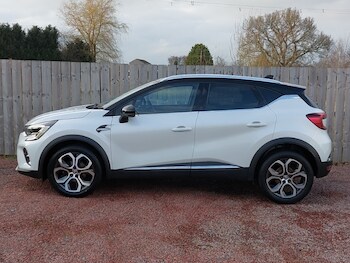 Used Renault Captur 2022 for sale - 77816636: Photo