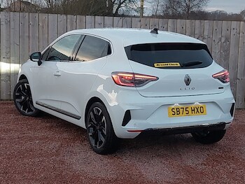 Used Renault Clio 2025 for sale - 79006702: Photo
