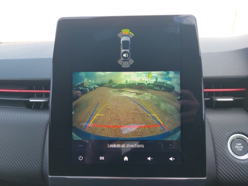 Used Renault Clio 2021 for sale - 76864532: Photo 10